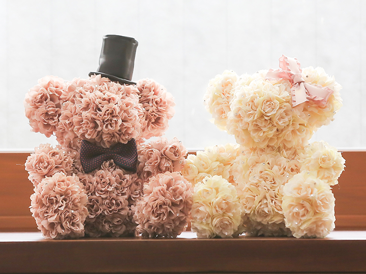 バラの花で作るテディベアー男女ペア | プロポーズのフラワーギフト